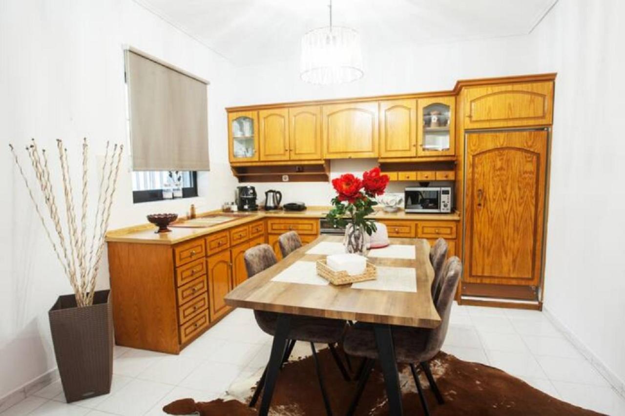 Appartamento Sweet Dreams Trikala Esterno foto