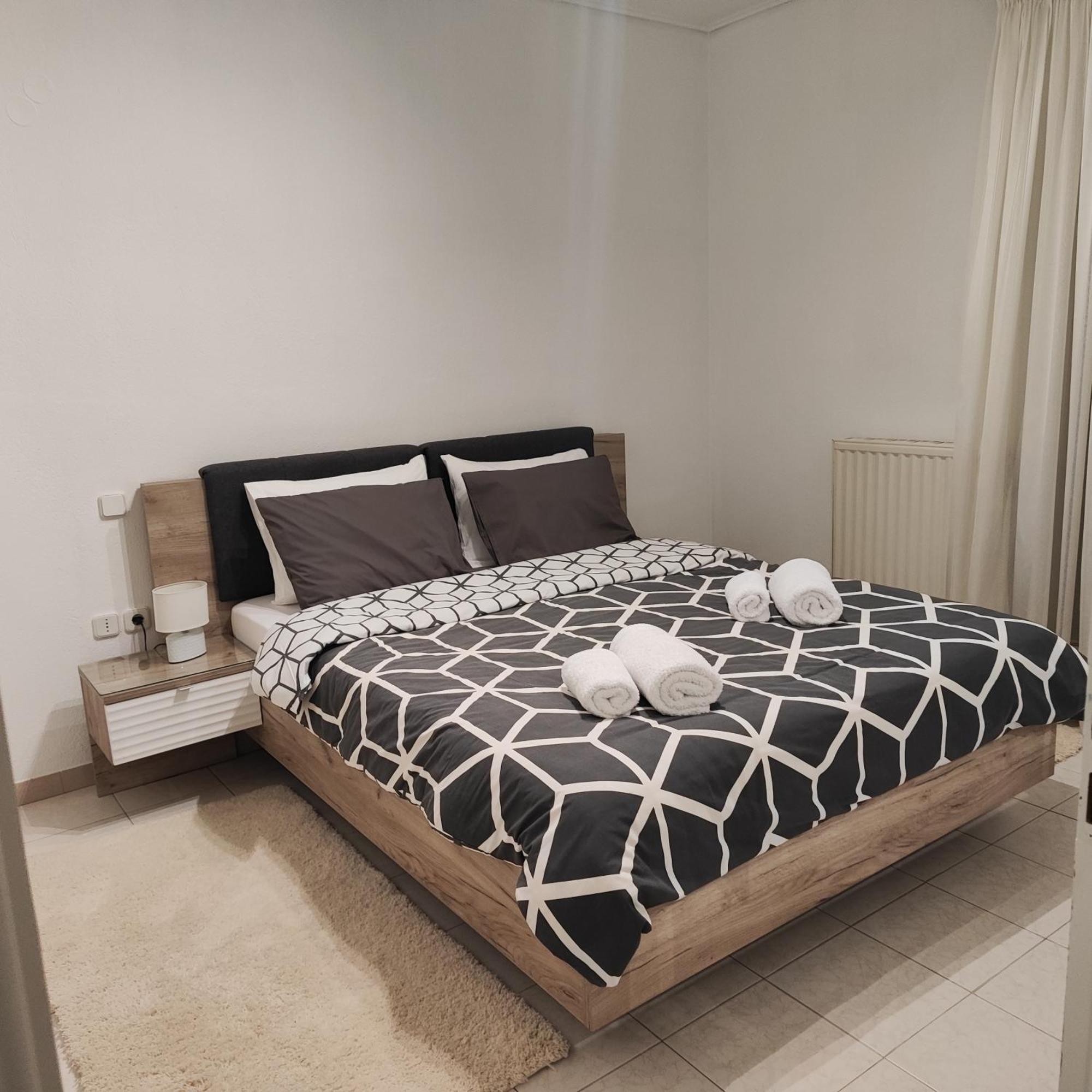 Appartamento Sweet Dreams Trikala Esterno foto
